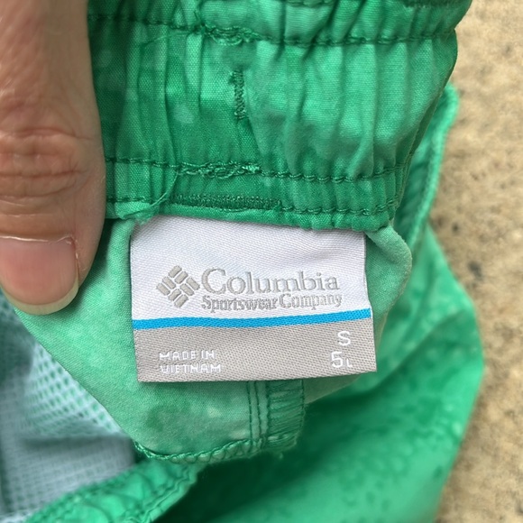 Brand new Columbia PFG Omni-shade shorts - Picture 14 of 16